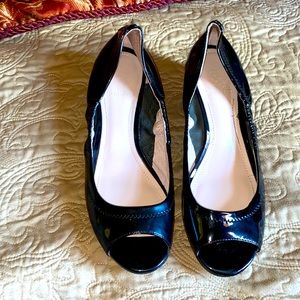 Vince Camuto Ladies Black Patent Leather wedge